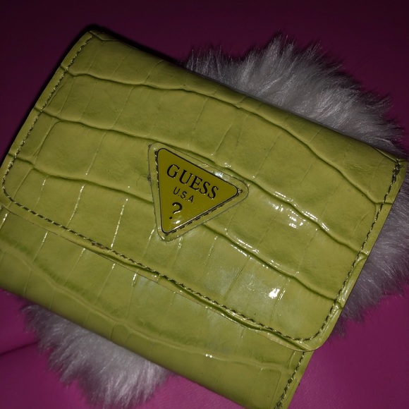💚 GUESS wallet 💚 - Picture 2 of 7
